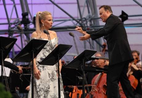 Klassik unter Sternen Stift Göttweig, 03. 07. 2019 Elina GARANCA, Karel Mark CHICHON