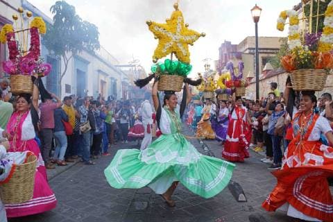 July 5, 2019 - EUM20190705NAC07.JPG .OAXACA, Oax. TraditionTradicion-Guelaguetza.- 5 de julio de2019. Aspectos del primer convite de la Guelaguetza 2019 que se llevo a cabo en las calles del centro historico de Oaxaca. Foto: Agencia EL UNIVERSALEELG Copyright: xElxUniversalx