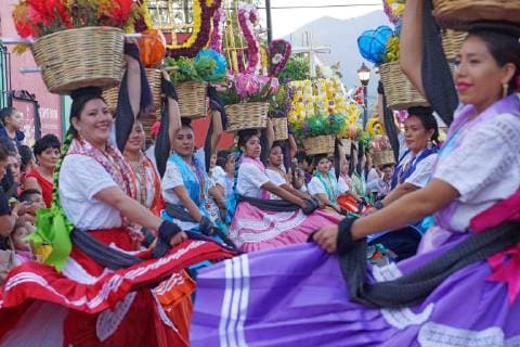 July 5, 2019 - EUM20190706NAC01.JPG .OAXACA, Oax. TraditionTradicion-Guelaguetza.- Aspectos del primer convite de la Guelaguetza 2019 que se llevo a cabo en las calles del centro historico de Oaxaca, la tarde del 5 de julio de2019. Foto: Agencia EL UNIVERSALEELG Copyright: xElxUniversalx