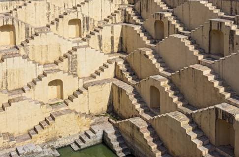  Treppen von Panna Meena ka Kund Stufenbrunnen, Amber nahe Jaipur, Rajasthan, Indien, Asien *** Stairs of Panna Meena ka Kund Kund stepped fountain, Amber near Jaipur, Rajasthan, India, Asia Copyright: imageBROKER/PetrxSvarc ibxpsi04918606.jpg