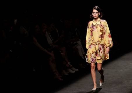 A model displays a 2020 Spring-Summer collection s creation by Devota & Lomba label during a parade held as part of 70th Mercedes-Benz Fashion Week Madrid (MBFWM) in Madrid, Spain, 09 July 2019. The fashion event runs until 10 July. Mercedes-Benz Fashion Week Madrid (MBFWM) !ACHTUNG: NUR REDAKTIONELLE NUTZUNG!  Copyright: xZipix GRAF1526 20190709-636982858135644113