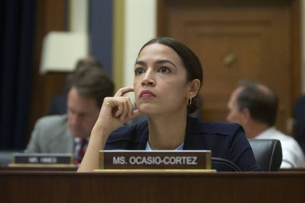 Berühmte Feministinnen, Alexandria Ocasio-Cortez United States Representative Alexandria Ocasio-Cortez (Democrat of New York) listens during the House Committee on Financial Services hearing regarding Facebook?s new crypto currency Libra on Capitol Hill in Washington D.C., U.S. on July 17, 2019. Copyright: xStefanixReynoldsx