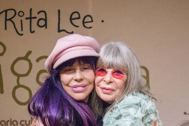 SÃO PAULO, SP - 22.07.2019: RITA LEE LANÇA LIVRO INFANTIL - Rita Lee launches the children& book Girlfirlfriend Bear, A Sad Story But With a Happy Ending. The singer Baby rasil honored the book. RitaRita Lee attended the audience on an autograph afternoon, this afternoon of Monday, July 22, at the Livraria Cultura in São Paulo. x1765930x  VanxCampos