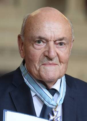 Verleihung des Bayerischen Verdienstordens Dr. Ludwig Narziß, Muenchen Deutschland Residenz
