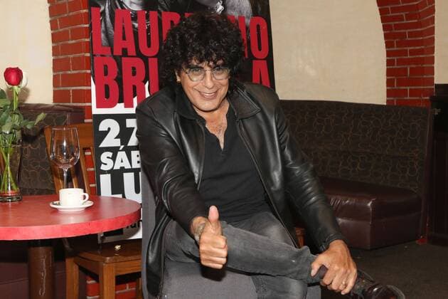 Laureano Brizuela Pressetermin in Mexiko July 24, 2019: EUM20190724ESP02.JPG.CIUDAD DE MEXICO, Cinema Cine-Presupuesto.- 24 julio 2019. El cantautor Laureano Brizuela quiere recuperar el concepto de los cabarets de los anos ochenta, en donde la gente podia ir a cenar y tomar una copa mientras se divertia con la interpretacion de grandes artistas en el escenario, por ello su presentacion en el Lunario del 27 de julio tendra el concepto de un cabaret, narra en entrevista con EL UNIVERSAL. Foto: Agencia EL UNIVERSAL Carlos Mejia AFBV Copyright: xCarlosxMejia ElxUniversalx