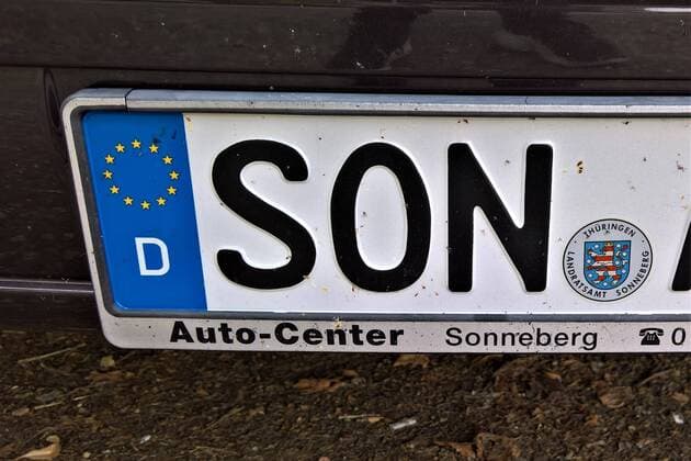 KFZ Kennzeichen SON-, Sonneberg in Thueringen *** KFZ licence plate SON , Sonneberg in Thuringia