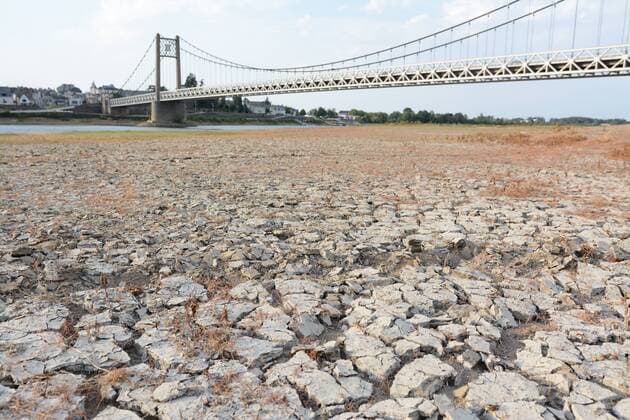 News Themen der Woche KW30 News Bilder des Tages Le fleuve de la Loire est quasiment a sec suite au manque de pluie et aux fortes chaleurs. NEWS : Secheresse de la Loire - Ancenis-Saint-Gereon - 25 07 2019 RonanHoussin Panoramic 