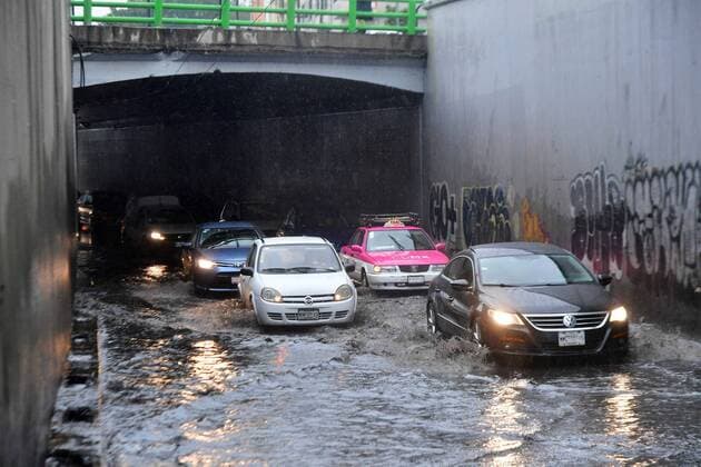 Indien, heftige Regenfälle in Mexiko-Stadt July 25, 2019: EUM20190725SOC07.JPG .CIUDAD DE MEXICO. RainLluvia-CDMX.- Aspectos de los encharcamientos generados por las fuertes lluvias registradas en distintos puntos de la capital mexicana, la tarde del jueves 25 de julio de 2019. Foto: Agencia EL UNIVERSALHugo GarciaEELG Copyright: xElxUniversalx