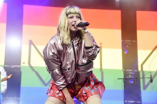 Entertainment Themen der Woche KW30 Mieze Katz von Mia beim 41. Christopher Street Day 2019 mit dem Motto Stonewall 50 - Jeder Aufstand beginnt mit deiner Stimme am Brandenburger Tor. Berlin, 27.07.2019 *** Mieze Katz from Mia at 41 Christopher Street Day 2019 with the motto Stonewall 50 Every uprising begins with your voice at the Brandenburg Gate Berlin, 27 07 2019 Foto:xN.xKubelkax xFuturexImage
