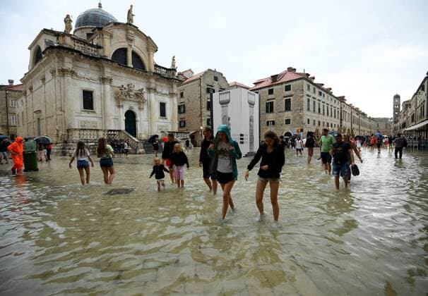 News Themen der Woche KW30 News Bilder des Tages Flood in Dubrovnik 28.07.2019., Dubrovnik - Today, the area of Dubrovnik has been hit by heavy rain and thunderstorms. Many roads, streets and stairways have been flooded, especially in the city centre, where it is hard to walk through.  MarkoxLukunic PIXSELL