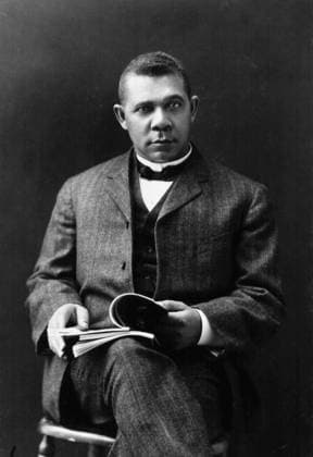Booker T. Washington Booker T. Washington, African American educator and Civil Rights leader. Booker seated and holding a open book Booker T. Washington (1856-1915) Copyright: xPhoto12 AnnxRonanxPicturexLibraryx ARP10A00046
