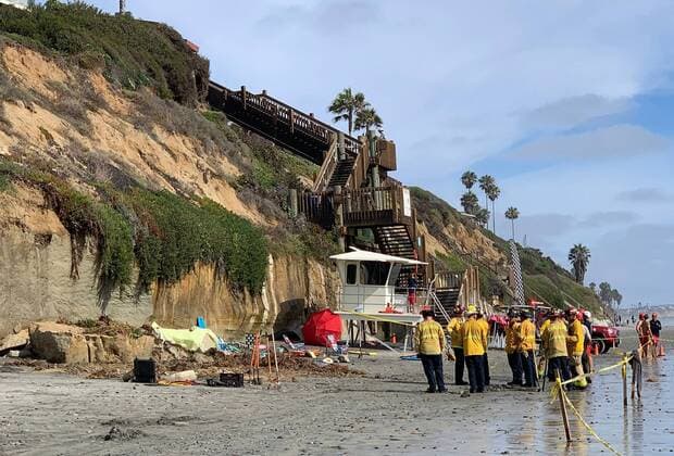 News Themen der Woche KW31 News Bilder des Tages Kalifornien, Steilhang am Strand in Encinitas eingestürzt August 2, 2019, Encinitas, CA, USA: A woman was killed and others injured after a beach bluff collapse in Encinitas, Calif., on Friday, Aug. 2, 2019. Encinitas USA - ZUMAm67_ 20190802_zaf_m67_010 Copyright: xHaynexPalmourx