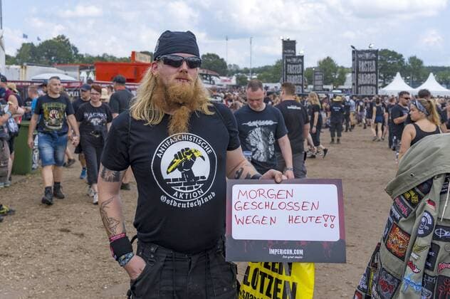 Festivalbesucher auf dem 30. Wacken Open Air Festival - W:O:A 2019. Wacken, 03.08.2019
