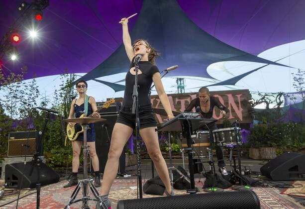 August 3, 2019, Happy Valley, Oregon, U.S: Nikki Belfiglio of Bodega performs with her band at Pickathon Music festival in Happy Valley Oregon August 3, 2019. Happy Valley U.S. - ZUMAb190 20190803_znp_b190_031 Copyright: xNataliexBehringx