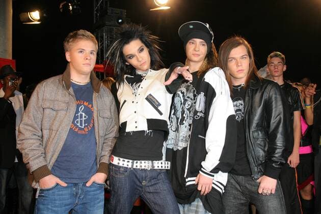 50 Jahre Bravo 21.10.2006 Gustav Klaus Wolfgang Schaefer (Schlagzeug), Bill und Tom Kaulitz (Gesang u. Gitarre) und Georg Moritz Hagen Listing (Bass, Band Tokio Hotel) in der Colour Line Arena, Hamburg, bei der Show zur Feier zum 50 - jaehrigen Bestehen der Jugendzeitschrift - Bravo - 21.10.2006 - *** 50 years Bravo 21 10 2006 Gustav Klaus Wolfgang Schaefer drums, Bill and Tom Kaulitz vocals and guitar and Georg Moritz Hagen listing bass, band Tokio Hotel in the Colour Line Arena, Hamburg, at the show to celebrate the 50th anniversary of the youth magazine Bravo 21 10 2006