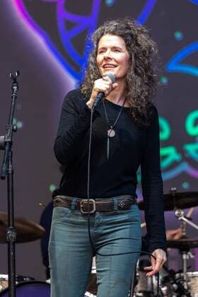 August 10, 2019, San Francisco, California, U.S: EDIE BRICKELL during Outside Lands Music Festival at Golden Gate Park in San Francisco, California San Francisco U.S. - ZUMAs135 20190810_zap_s135_068 Copyright: xDanielxDeSloverx
