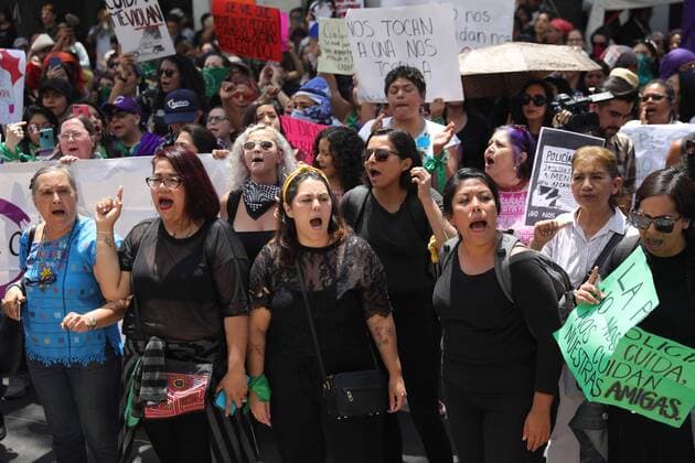 Women protest at the headquarters of the Public Security and Attorney General against sexual abuse committed by the Police in Mexico City, Mexico, 12 August 2019. Women protest against sexual abuse committed by Police !ACHTUNG: NUR REDAKTIONELLE NUTZUNG!  Copyright: xSashenkaxGutierrezx AME6540 20190813-637012826450012702