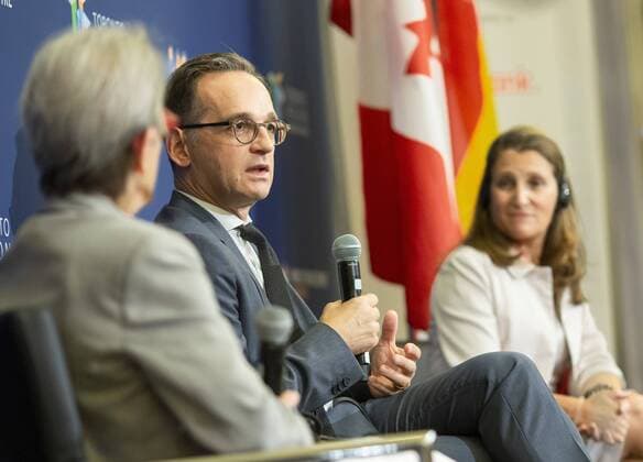 Bundesaussenminister Heiko Maas, SPD, nimmt gemeinsam mit der Aussenministerin von Kanada, Chrystia Freeland, an einer Veranstaltung mit dem Titel: Kanada Deutschland und das gemeinsame Engagement fuer Multilateralismus, teil.14.08.2019 Toronto Kanada