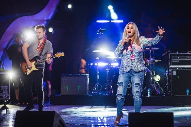 Bonnie Tyler at theTop of the Top Sopot Festival Bonnie Tyler rehearses before the concert at the Top of the Top Sopot Festival on August 12, 2019 in Sopot, Poland. EN_01389386_0084 