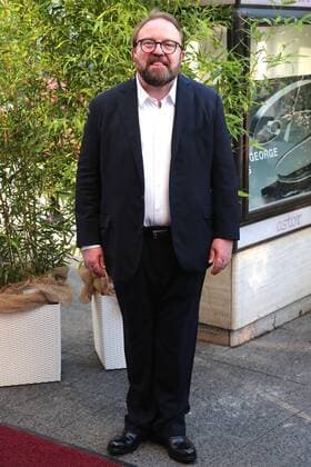 Vergabe GOETZ GEORGE PREIS 2019 Gustav Peter Woehler am Roten Teppich zur Verleihung vom GOETZ GEORGE PREIS am 19. August 2018 in der Astor Film Lounge. Der dotierte Preis soll an dieses Lebenswerk von Goetz George erinnern. Berlin Charlottenburg Berlin Deutschland
