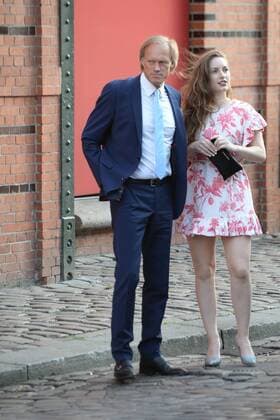 Hamburg, der 19.08.2019 Gerhard Delling mit seiner Tochter Louisa auf dem Weg zur Verleihung des Sport Bild Awards 2019 in Hamburg. Die feierliche Gala fand im der Fischauktionshalle statt. Prominente Gäste beim Sportbild Award 2019 in Hamburg, Hamburg-St. Pauli Hamburg Deutschland