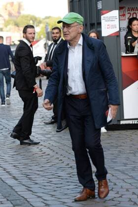 Hamburg, der 19.08.2019 Wilfried Willi Lemke auf dem Weg zur Verleihung des Sport Bild Awards 2019 in Hamburg. Die feierliche Gala fand im der Fischauktionshalle statt. Prominente Gäste beim Sportbild Award 2019 in Hamburg, Hamburg-St. Pauli Hamburg Deutschland
