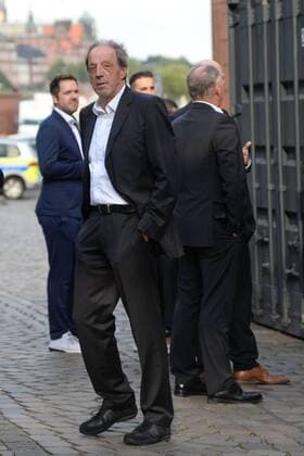 Hamburg, der 19.08.2019 Rolf Harald Rollo Fuhrmann deutscher Sportjournalist auf dem Weg zur Verleihung des Sport Bild Awards 2019 in Hamburg. Die feierliche Gala fand im der Fischauktionshalle statt. Prominente Gäste beim Sportbild Award 2019 in Hamburg, Hamburg-St. Pauli Hamburg Deutschland
