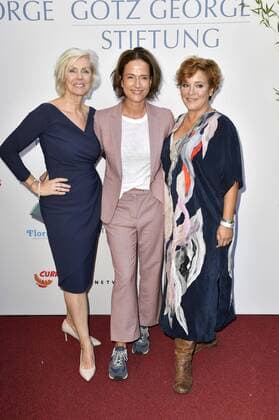 Marika Ullrich, Claudia Michelsen und Muriel Baumeister bei der Verleihung des Götz George Preises 2019 in der Astor Film Lounge. Berlin, 19.08.2019