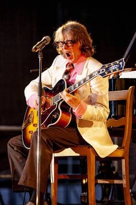 Entertainment Themen der Woche KW34 Helge Schneider live mit seiner Tour Pflaumenmus - die Tournee zum Mus! in der Landskron Kulturbrauerei. Görlitz, 22.08.2019 *** Helge Schneider live with his tour Pflaumenmus the tour to the Mus in the Landskron Kulturbrauerei Görlitz, 22 08 2019 Foto:xM.xWehnertx xFuturexImage