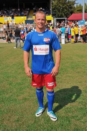 Fabian Hambüchen. Benefiz-Fußballspiel KICKEN MIT HERZ, das Duell Promis gegen Ärzte für den guten Zweck im Stadion Hoheluft (SC Victoria Hamburg). Hamburg, 25.08.2019 Bitte Bildunterschrift : IMAGO Michael Wigglesworth