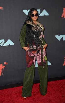 August 26, 2019, New York, New York, United States: H.E.R. arriving at the 2019 MTV Video Music Awards at the Prudential Center on August 26, 2019 in Newark, New Jersey New York United States Copyright: xKristinxCallahanx