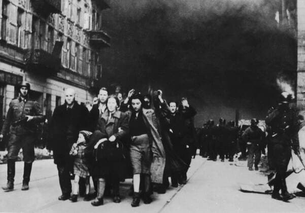 Poles being led away by the Germans, Warsaw, August-October 1944. During the uprising of the Warsaw ghetto, Poles made prisoner by the Germans are led off into captivity, probably to be eliminated in a concentration death camp (August-October 1944). Copyright: xPhoto12 CollectionxBernardxCrochetx CRO01159055