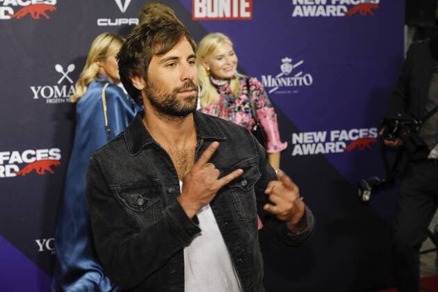 29.08.2019. Düsseldorf. Gast auf dem Bunte New Faces Award im alten Stahlwerk. Max Giesinger Düsseldorf Altes Stahlwerk, Ronsdorfer Str. Nordrhein-Westfalen Deutschland