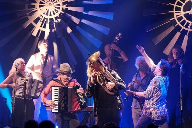 01.09..2019 xkhx Kassel, Kulturzelt Konzert 17 Hippies dreizehnköpfige Berliner Band