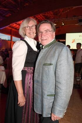 Elmar Wepper mit Ehefau Anita 25.Tabaluga Golf Cup Charitygolf Abendgala Stall Greinwaldhof Tutzing 07. September 2019