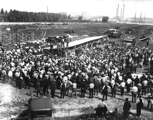 R. Foulkrod addressing the 7,000 Bonus marchers in Washington R. Foulkrod addressing the 7,000 Bonus marchers in Washington June 1932 United States National archives. Washington Copyright: xPhoto12 ArchivesxSnarkx DFS09A00292