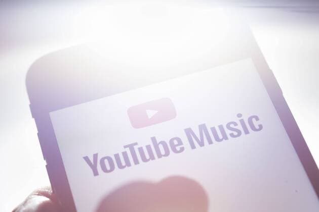 Symbolfoto: Das Logo des Online-Musikdienstes YouTube Music wird auf einem Smartphone angezeigt. Berlin, 09.09.2019. Berlin Deutschland