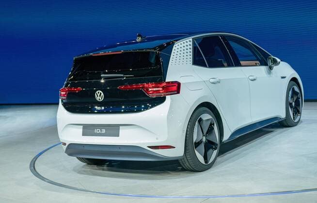 68. Internationale Automobil Ausstellung IAA 09.09.2019, Frankfurt: Volkswagen präsentiert die Weltpremiere des neuen ID 3 während der Volkswagen Gropu Night auf der 68. Internationalen Automobil Ausstellung IAA in Frankfurt. Die Ausstellung ist für das Publikum vom 12.09. bis 22.09.2019 geöffnet. Frankfurt Deutschland Messe *** 68 International Motor Show IAA 09 09 2019, Frankfurt Volkswagen presents the world premiere of the new ID 3 during the Volkswagen Gropu Night at the 68 International Motor Show IAA in Frankfurt The exhibition is open to the public from 12 09 to 22 09 2019 Frankfurt Germany Fair