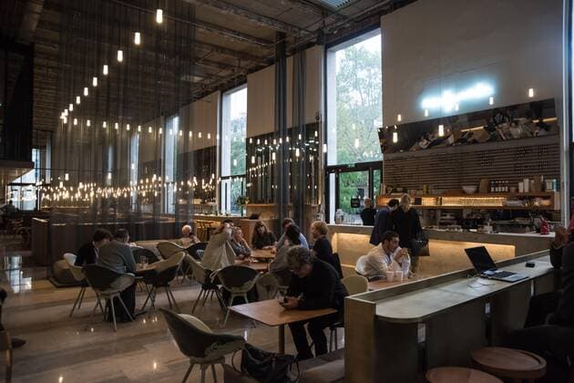 Architektur von Lacaton & Vassal Paris, Palais de Tokyo, Restaurant Les Grandes Verres *** Paris, Palais de Tokyo, Restaurant Les Grandes Verres