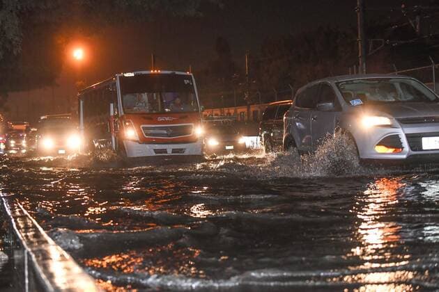 Mexiko, schwere Regenfälle September 10, 2019: EUM20190910ACT15.JPG.CIUDAD DE MEXICO RainLluvias-CDMX.- Luego de las fuertes lluvias que se registraron durante la noche de este martes 10 de septiembre de 2019 en la Ciudad de Mexico, algunas zonas de la capital resultaron afectadas; en la imagen se muestra un encharcamiento en la alcaldia Iztapalapa. Foto: Agencia EL UNIVERSALArmando MartinezEVZ Copyright: xElxUniversalx
