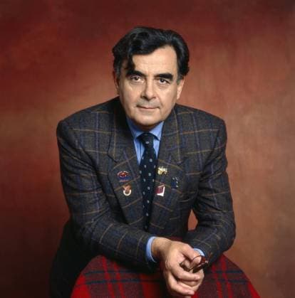 Bernard Pivot, 1990 Bernard Pivot, French journalist, author and TV presenter. November 1990 Photo Jacques Loew Copyright: xJacquesxLoew Photo12x LWE19A00_032