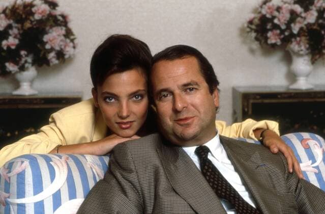 Paul-Loup Sulitzer and his wife Alejandra, 1989 French writer Paul-Loup Sulitzer and his wife Alejandra Di Andia at the Deauville American Film Festival in September 1989. Photo Jacques Loew Copyright: xJacquesxLoew Photo12x LWE19A00_174