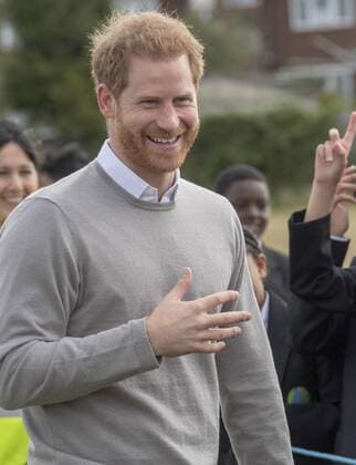 . 12 09 2019. Luton, United Kingdom. Prince Harry, the Duke of Sussex, during a visit to the Rugby Football Union All Schools programme at Lealands High School in Luton, United Kingdom.  xPoolx xi-Imagesx IIM-20144-0005
