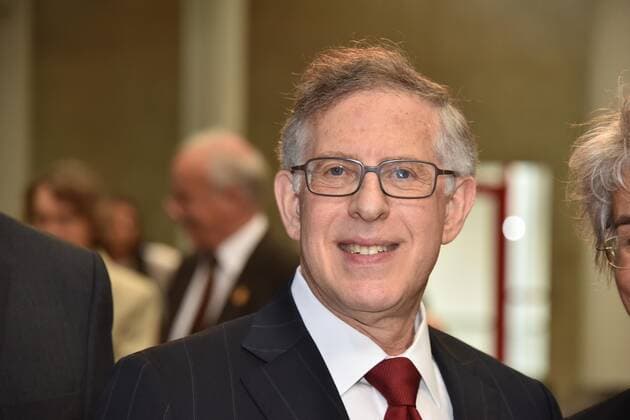 Der US amerikanische Neurologe Prof. Dr. Richard Finkel, Professor für Neurologie an der University of Central Florida und Leiter der Neurologie am Nemours Children‘s Hospital in Orlando, Preisträger vor der Verleihung des K.J Zülch Preis am 12. 09.2019 in Köln - Der K-J. Zülch-Preis der Gertrud-Reemtsma- Stiftung wird seit 1990 für herausragende Leistungen in der neurologischen Grundlagenforschung vergeben.