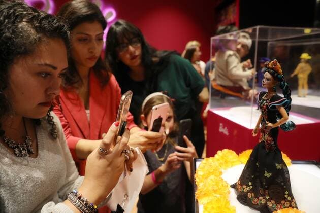 News Bilder des Tages View of the Barbie commemorative of Day of the Dead during its presentation in Mexico City, Mexico, 12 September 2019. Presentation of the Barbie Day of the Dead in Mexico !ACHTUNG: NUR REDAKTIONELLE NUTZUNG!  Copyright: xSashenkaxGutierrezx AME6964 20190913-637039488411709648
