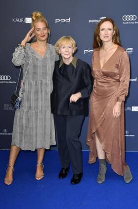 Josephine Thiel, Christine Schorn und Gast bei der Verleihung des Deutschen Schauspielpreises 2019 im Zoo Palast. Berlin, 13.09.2019