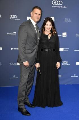 Heiko Kiesow mit Lebenspartnerin Iris Berben bei der Verleihung des Deutschen Schauspielpreises 2019 im Zoo Palast. Berlin, 13.09.2019