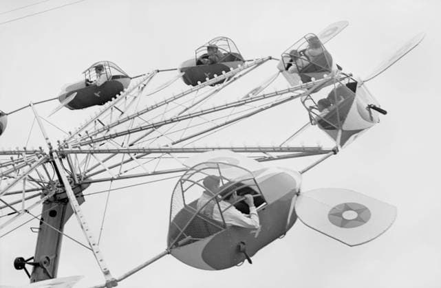 Carnival Ride, Brownsville, Texas, USA, Arthur Rothstein for Farm Security Administration, February 1942  Copyright: CircaxImages ghi-circa01622