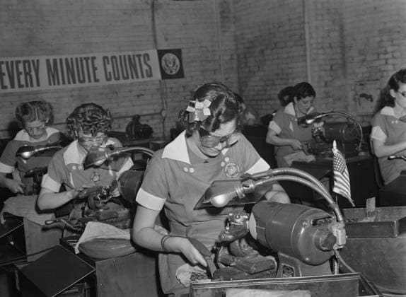 Group of Women Working with Machines at Drill and Tool Factory during World War II, Republic Drill and Tool Company, Chicago, Illinois, USA, Ann Rosener for Office of War Information, August 1942 Editorial Use Only  Copyright: CircaxImages ghi-circa02707