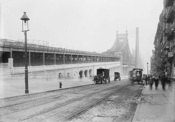Queensboro Bridge, New York City, New York, USA, Bain News Service, 1910  Copyright: CircaxImages ghi-circa02916